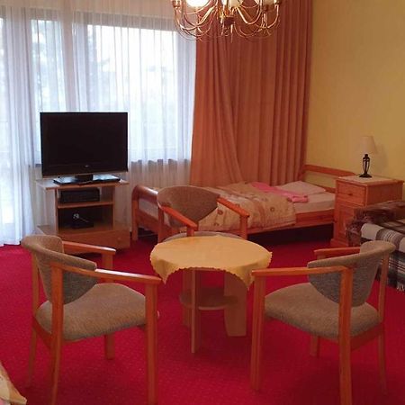 Delfin Bed & Breakfast Mielno  Bagian luar foto