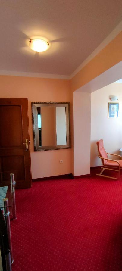 Delfin Bed & Breakfast Mielno  Bagian luar foto