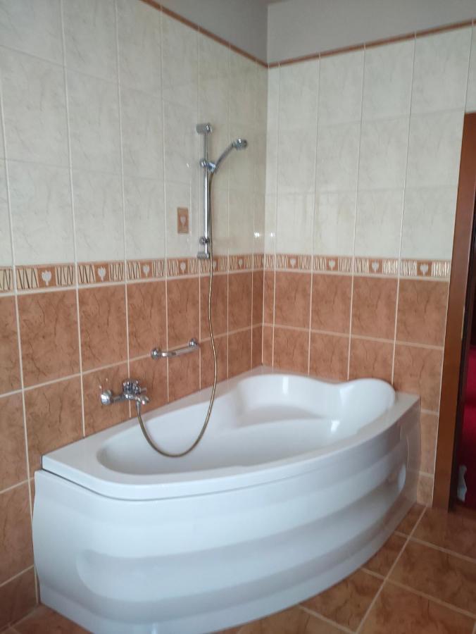 Delfin Bed & Breakfast Mielno  Bagian luar foto
